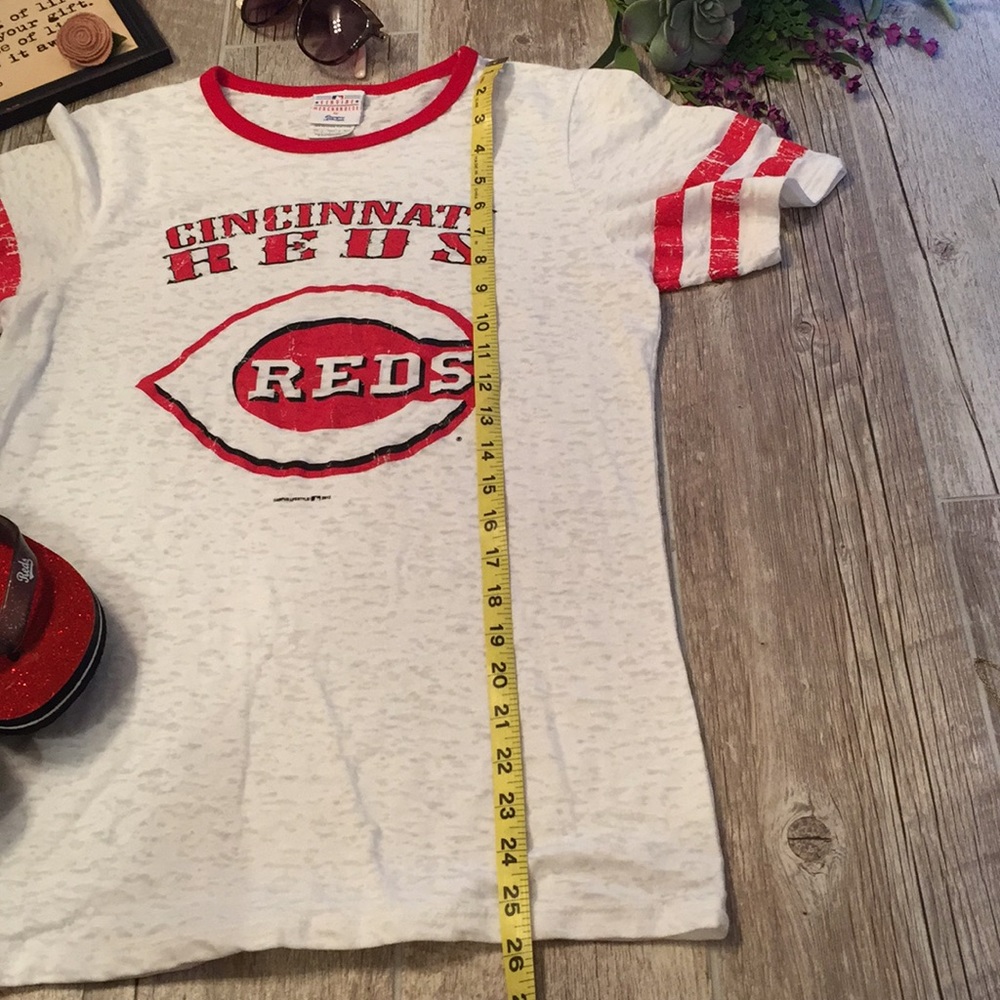 Cincinnati Reds Baseball Tee - Picture 4 of 8